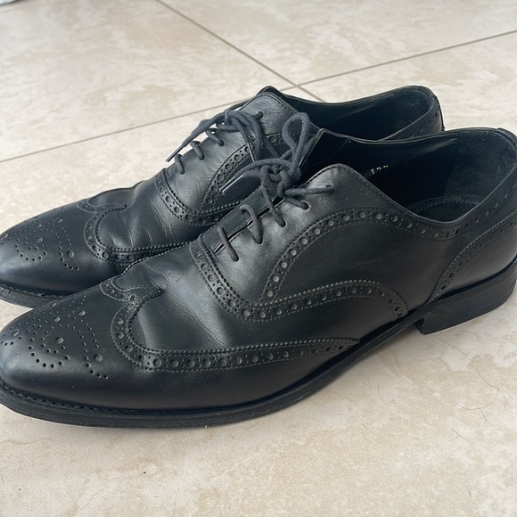 Prada shoes - Picture 7 of 8